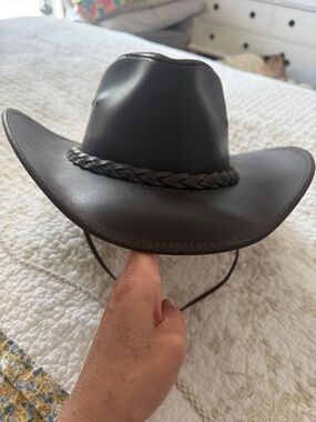 Men's Black Leather Western-Style Cowboy Hat with Braided Band